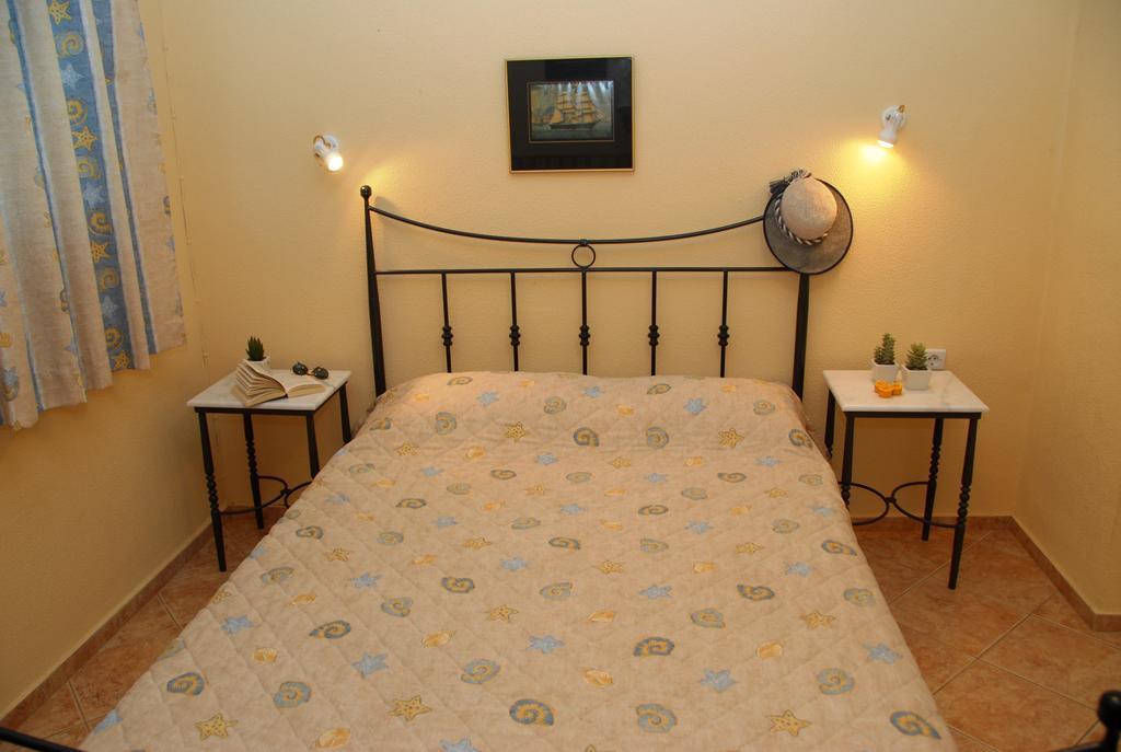 Zorbas Apartments Volissos Pokoj fotografie